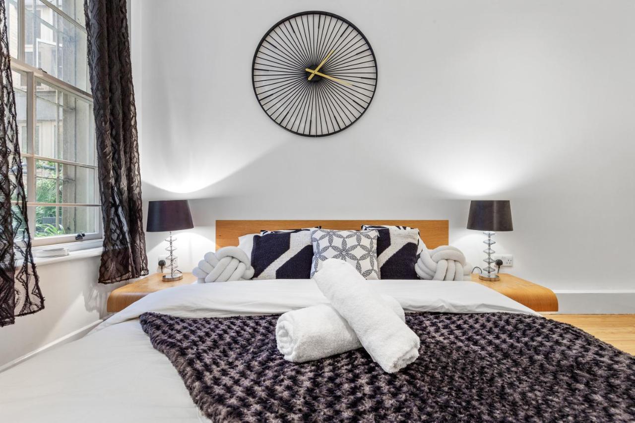 Lavish 3 Bedroom Flat In Mayfair London Hy4 Bagian luar foto