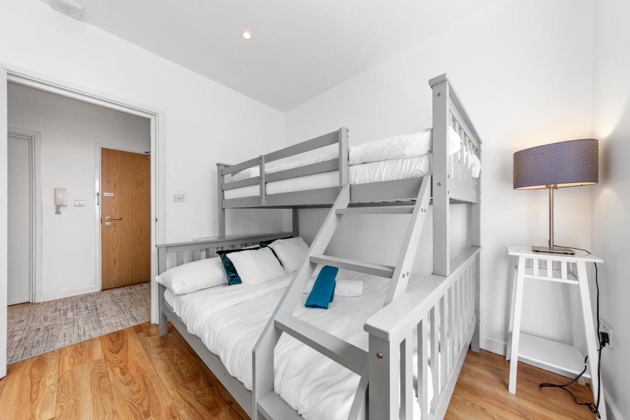 Lavish 3 Bedroom Flat In Mayfair London Hy4 Bagian luar foto